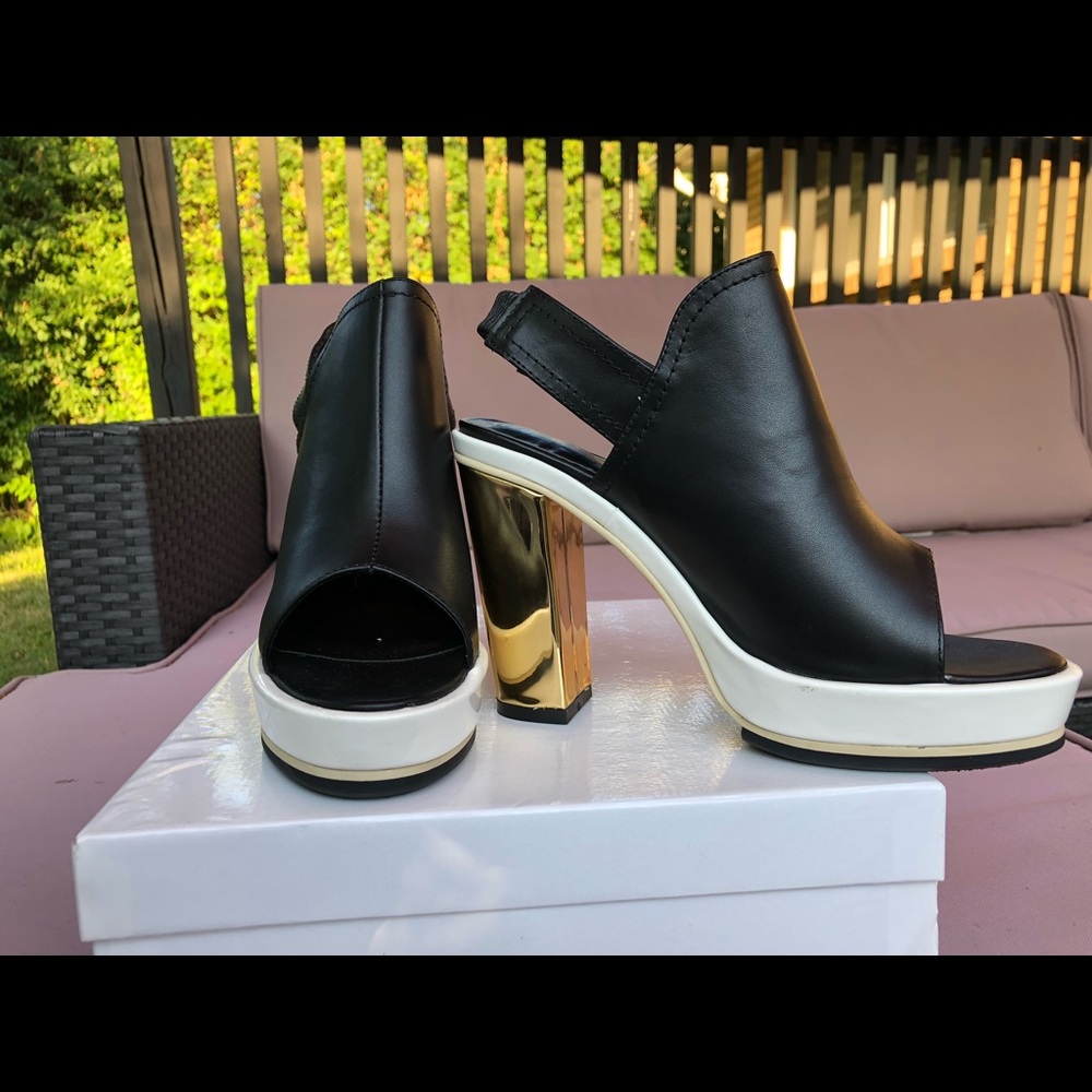 One of a kind sling back heels - Picture 7 of 12